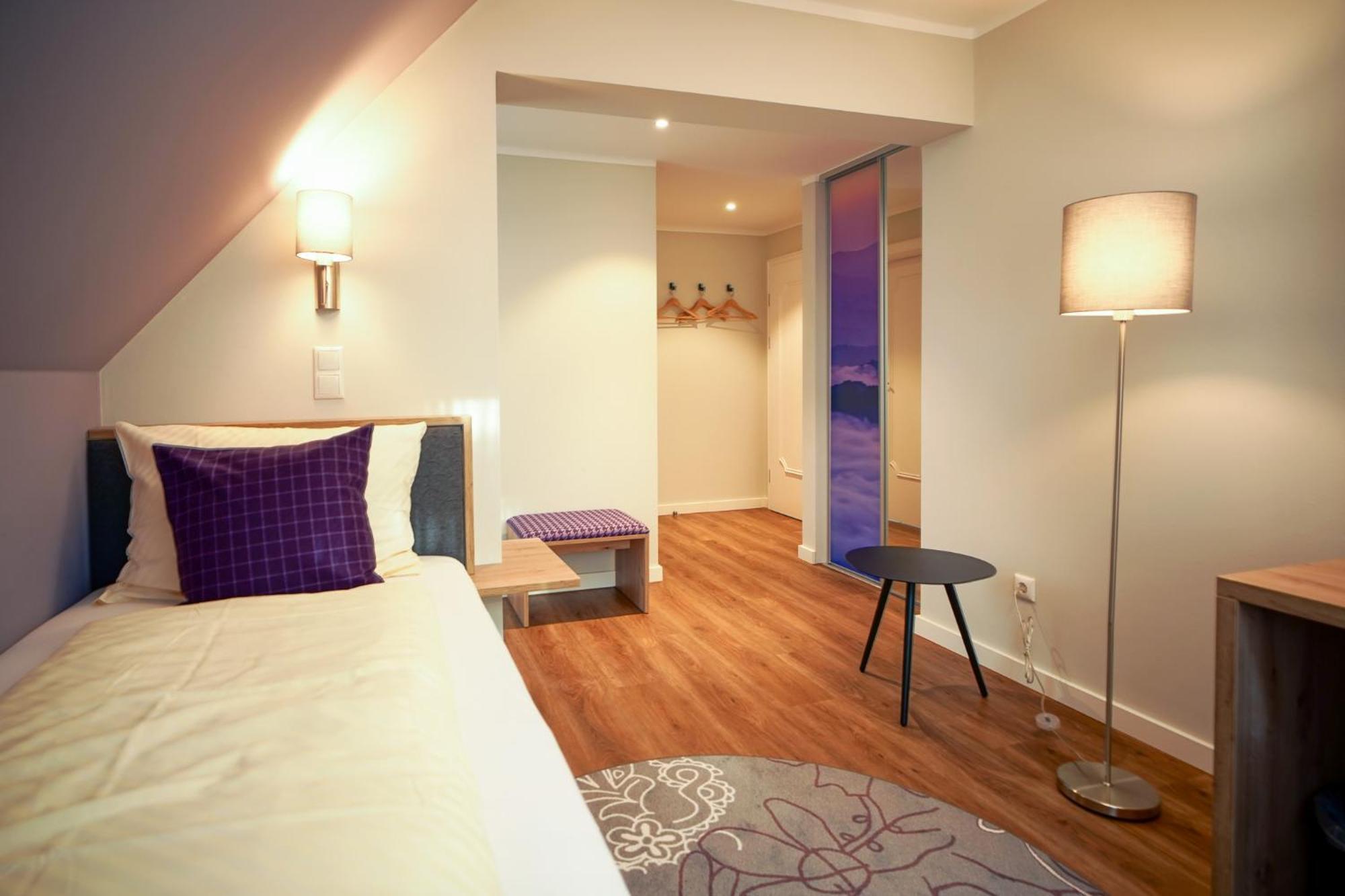 בילפלד Hotel Lindenhof מראה חיצוני תמונה